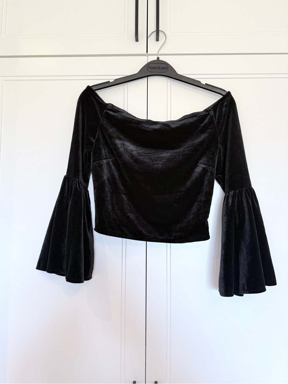 DO+BE Black Velvet Off Shoulder Bell Sleeve Crop Top